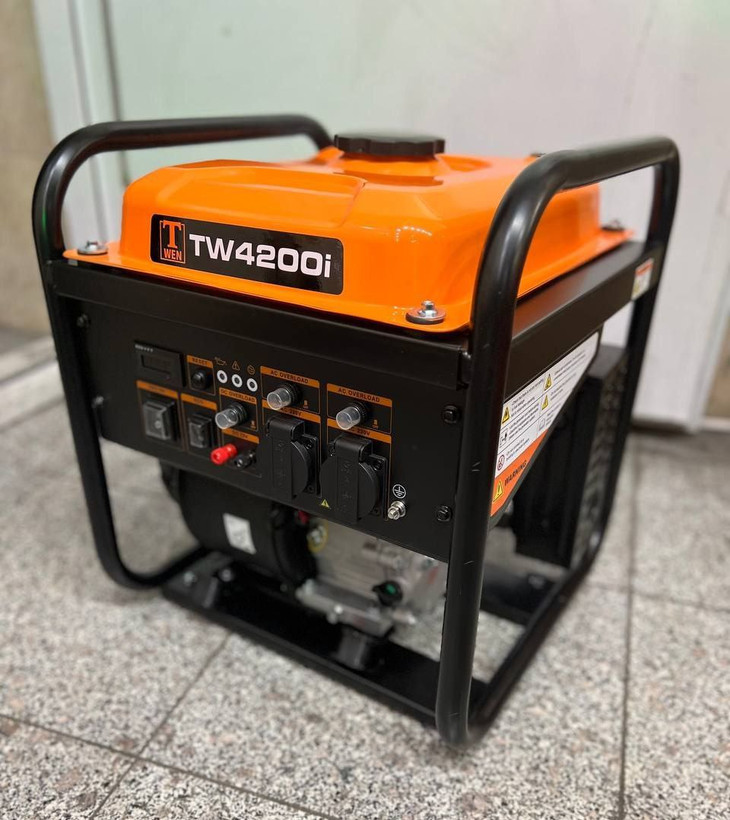 موتور برق بنزینی ۴/۵ کیلووات اینورتری تیوان مدل TW4200i